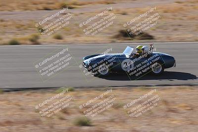 media/Oct-25-2025-West Coast Racing (Sat) [[9fdcbcd09c]]/Novice group/Turn 4/